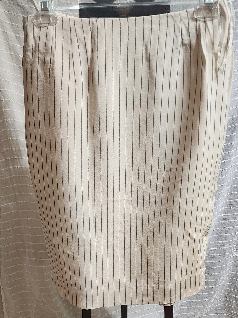Vintage Jones New York 100% Silk Cream Pencil Skirt with Thin Black Pinstripes